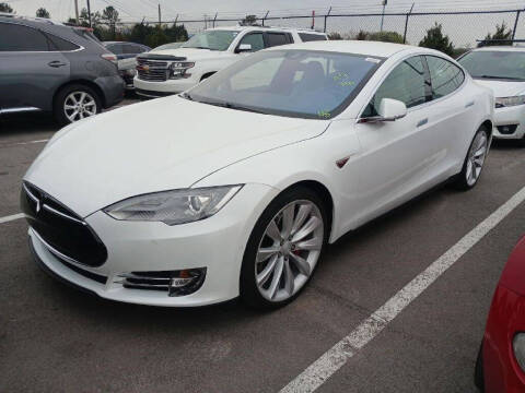 2016 Tesla Model S 90D Photo