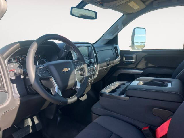 2024 Chevrolet Silverado MD