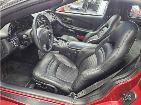 2004 Chevrolet Corvette