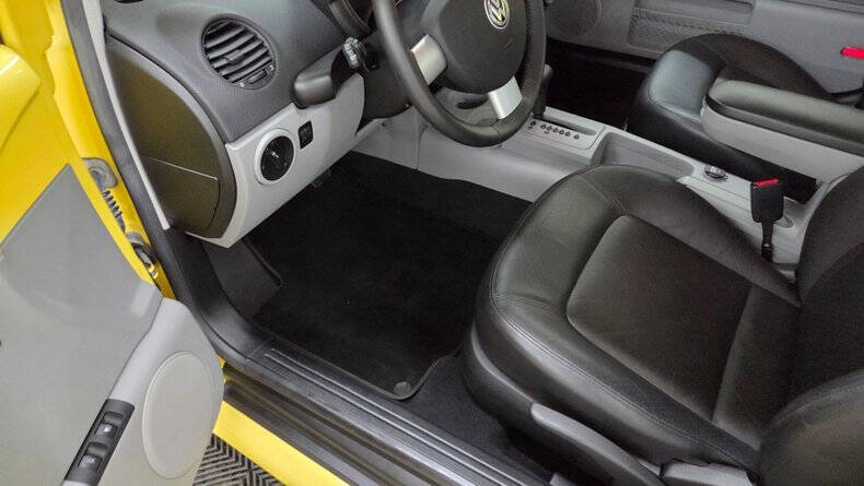 2000 Volkswagen New Beetle GLS