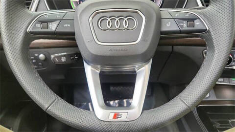 2024 Audi Q5 e quattro S line Prestg 55 TFSI
