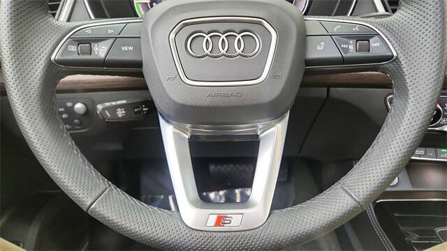 2024 Audi Q5 e quattro S line Prestg 55 TFSI