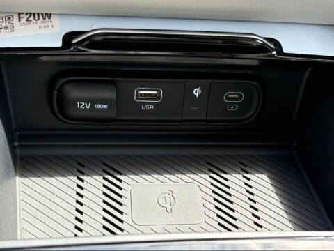 2025 Kia Sportage Hybrid EX