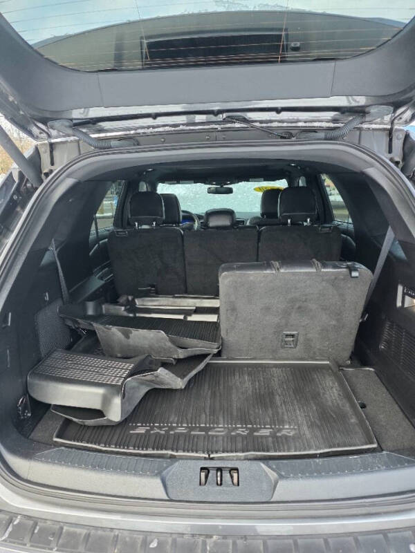 2020 Ford Explorer ST