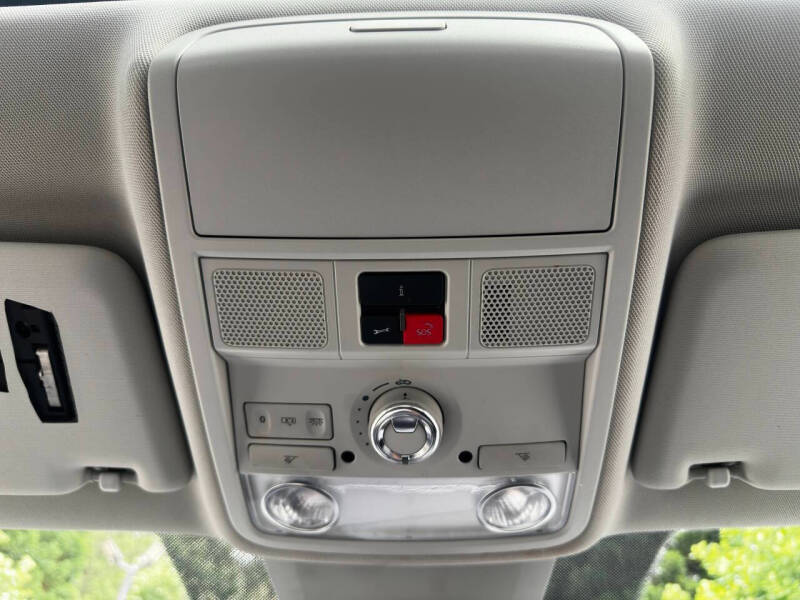 2017 Volkswagen Passat 1.8T SEL Premium