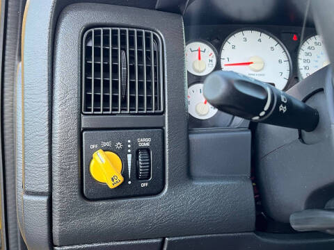 2004 Dodge Ram 1500 SLT