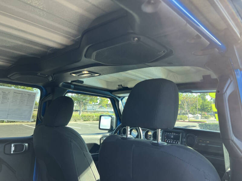 2021 Jeep Gladiator Sport S