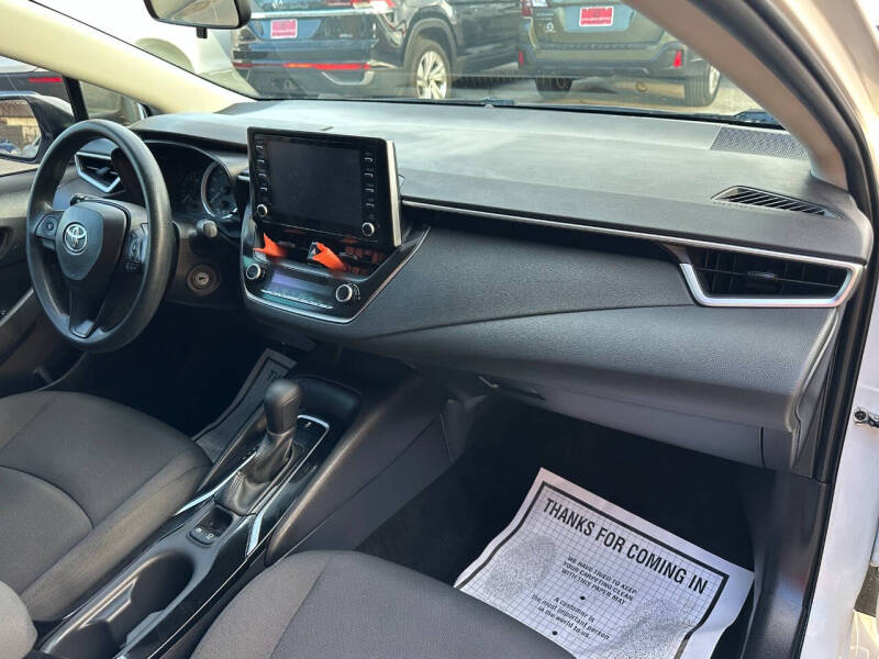 2020 Toyota Corolla LE