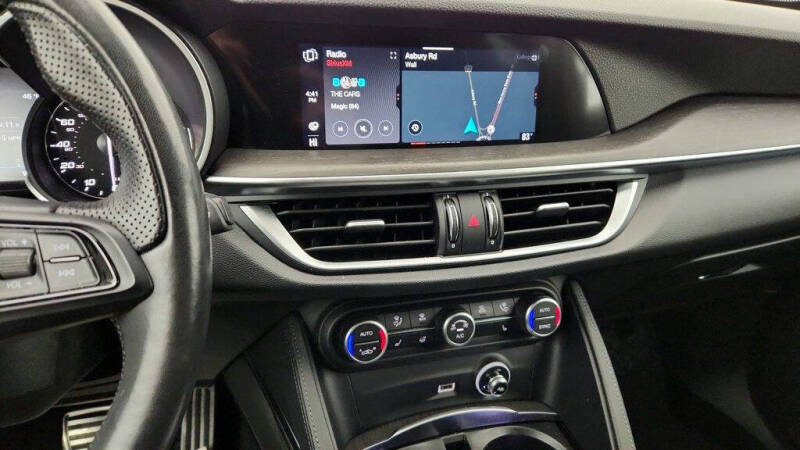 2022 Alfa Romeo Stelvio