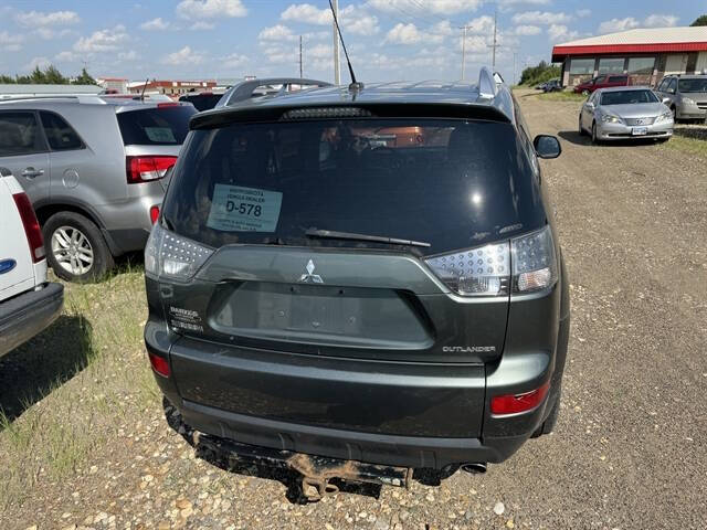 2009 Mitsubishi Outlander SE