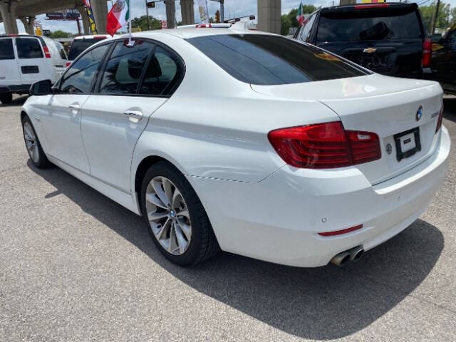2015 BMW 5 Series 528i