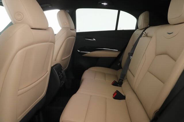 2024 Cadillac XT4 Luxury