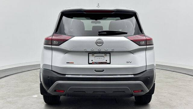 2022 Nissan Rogue SV