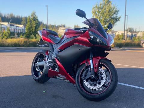 2007 Yamaha YZF-R1 for sale at Overland Automotive in Hillsboro OR