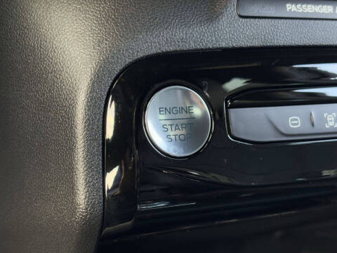 2025 Ford Escape Hybrid ST-Line