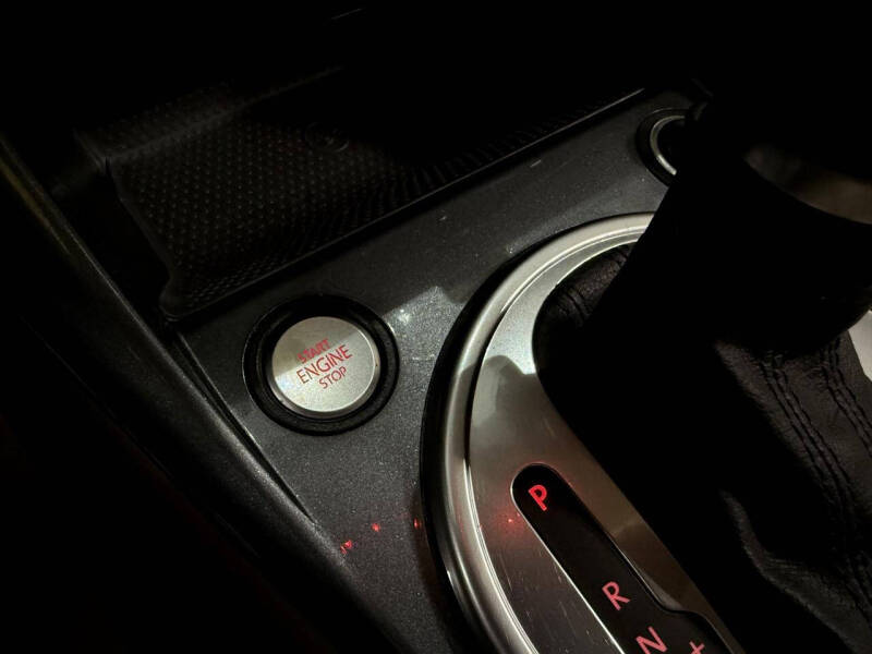 2018 Volkswagen Beetle 2.0T SE