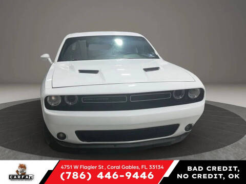 2015 Dodge Challenger SXT Plus