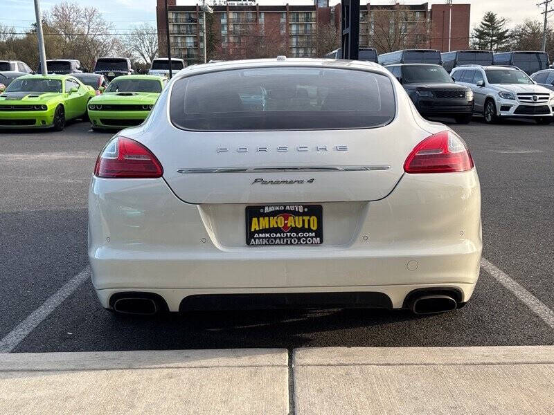 2012 Porsche Panamera 4