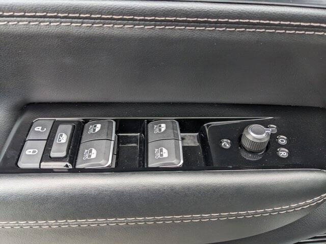 2024 Jeep Grand Wagoneer L Obsidian