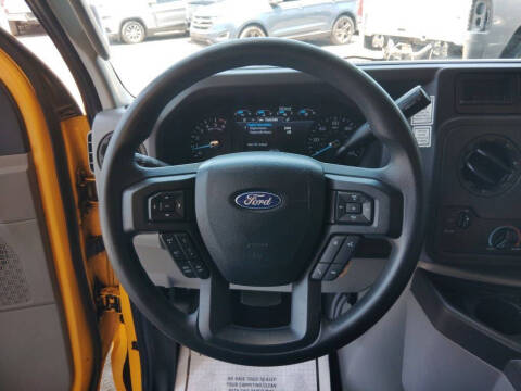 2022 Ford E-Series