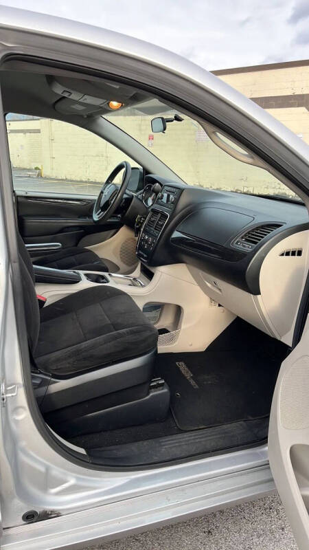 2012 Dodge Grand Caravan SXT