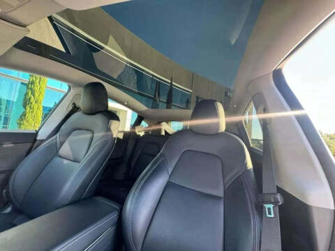 2024 Tesla Model Y Long Range