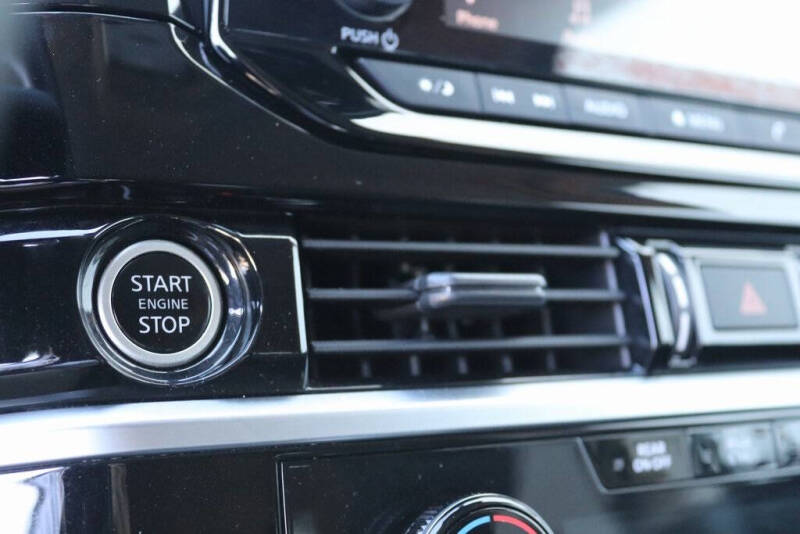 2022 Nissan Pathfinder S