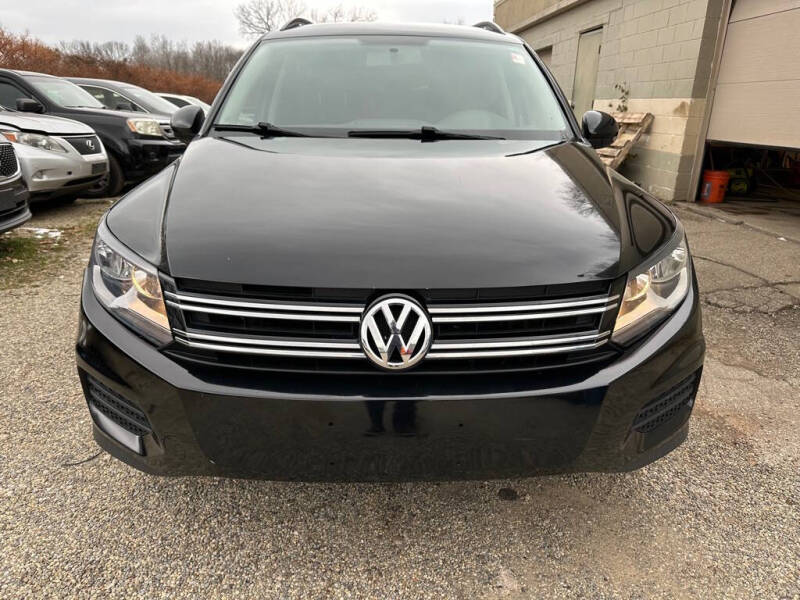 2017 Volkswagen Tiguan Limited Base photo 29