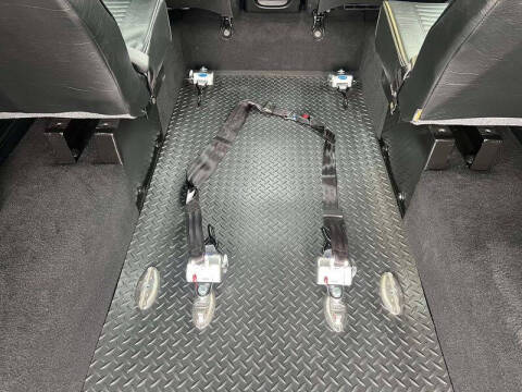 2024 Chrysler Pacifica Touring