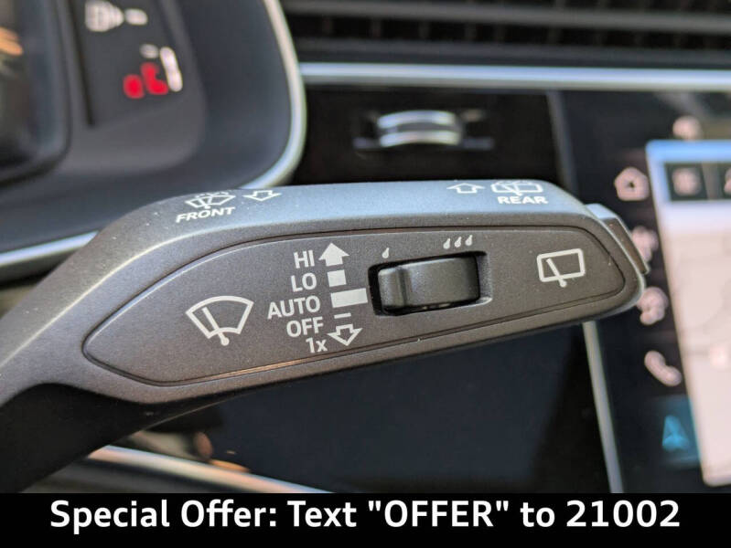 2026 Audi SQ7 4.0T quattro Premium Plus