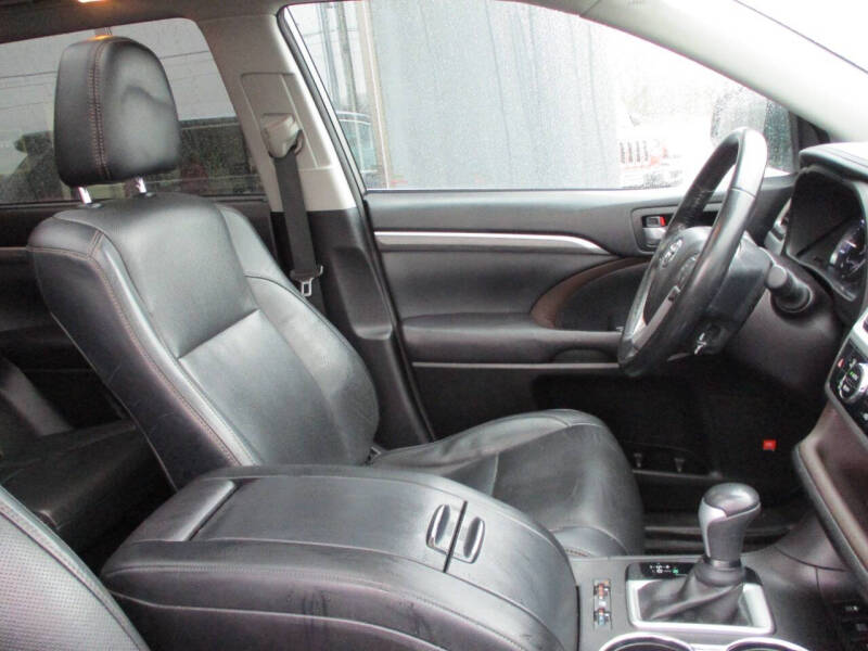 2017 Toyota Highlander Hybrid Limited Platinum