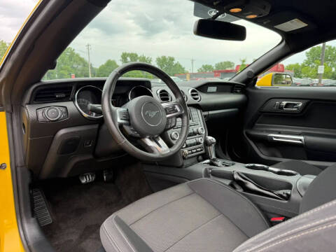 2015 Ford Mustang V6