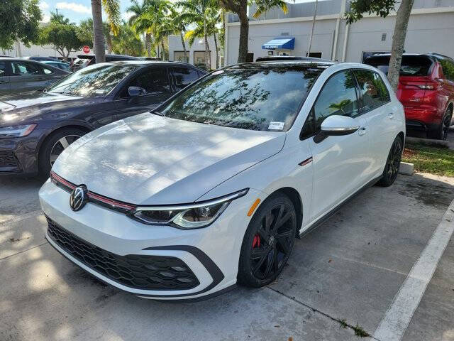 2022 Volkswagen Golf GTI SE