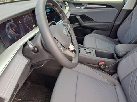 2025 Volkswagen Tiguan SE