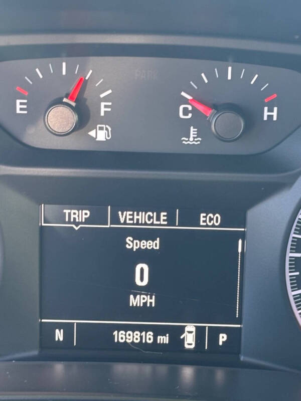 2017 GMC Acadia SLE-2