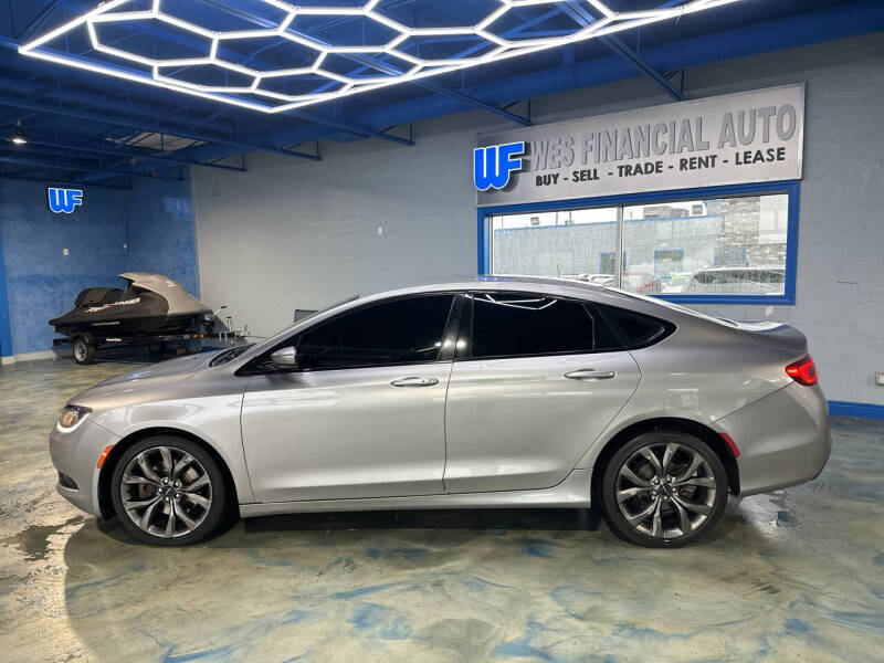 2015 Chrysler 200 S