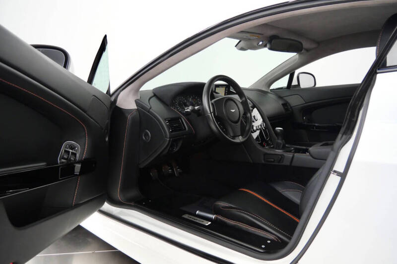 2016 Aston Martin V8 Vantage GT