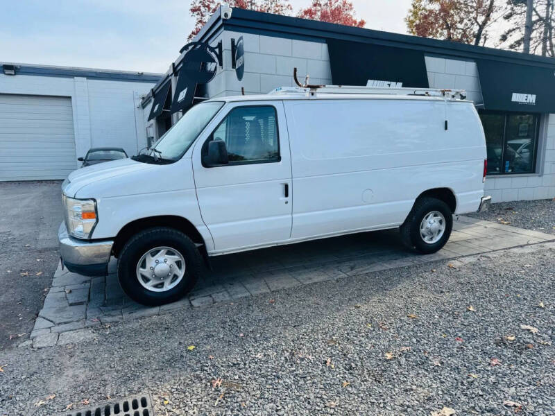 2013 Ford E-Series E-250