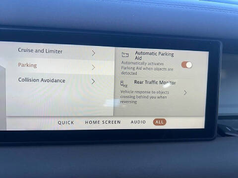 2020 Land Rover Defender 110 SE