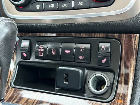 2016 GMC Acadia Denali