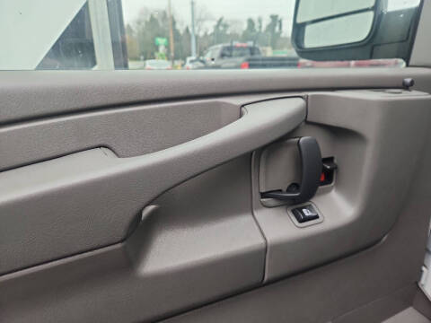 2015 Chevrolet Express LT 3500