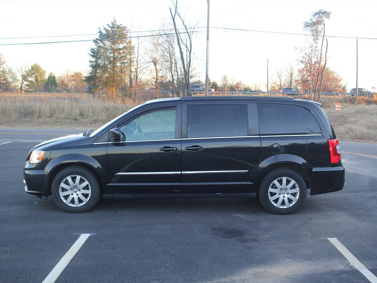 2015 Chrysler Town and Country for sale at Atlas 4 Auto Sales in Fredericksburg, VA