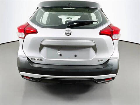 2019 Nissan Kicks SR