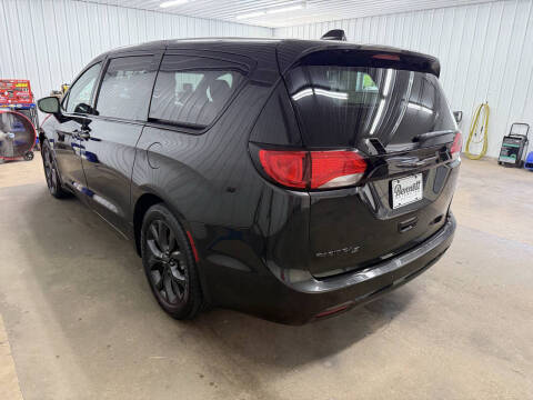 2019 Chrysler Pacifica Touring Plus