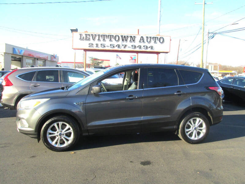 2017 Ford Escape SE