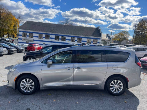 2018 Chrysler Pacifica Touring L