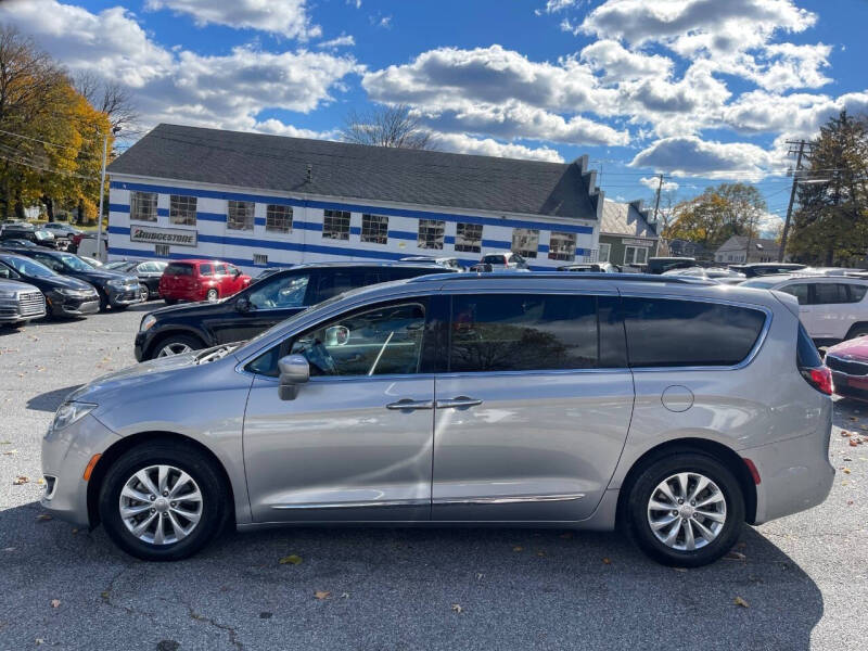2018 Chrysler Pacifica Touring L