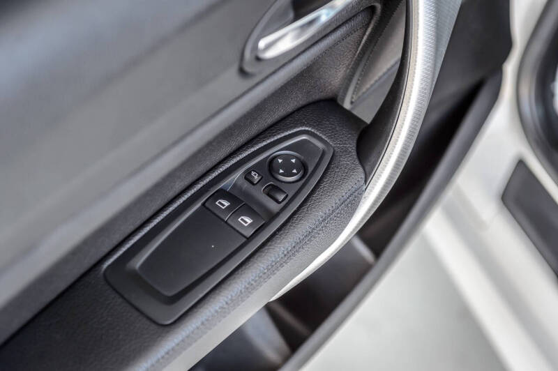 2016 BMW 2 Series M235i