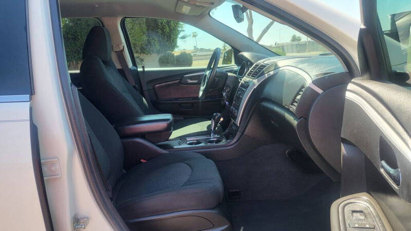 2012 Chevrolet Traverse LT