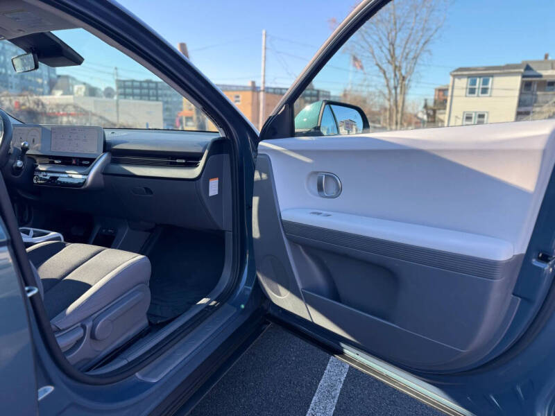 2023 Hyundai Ioniq 5 SE